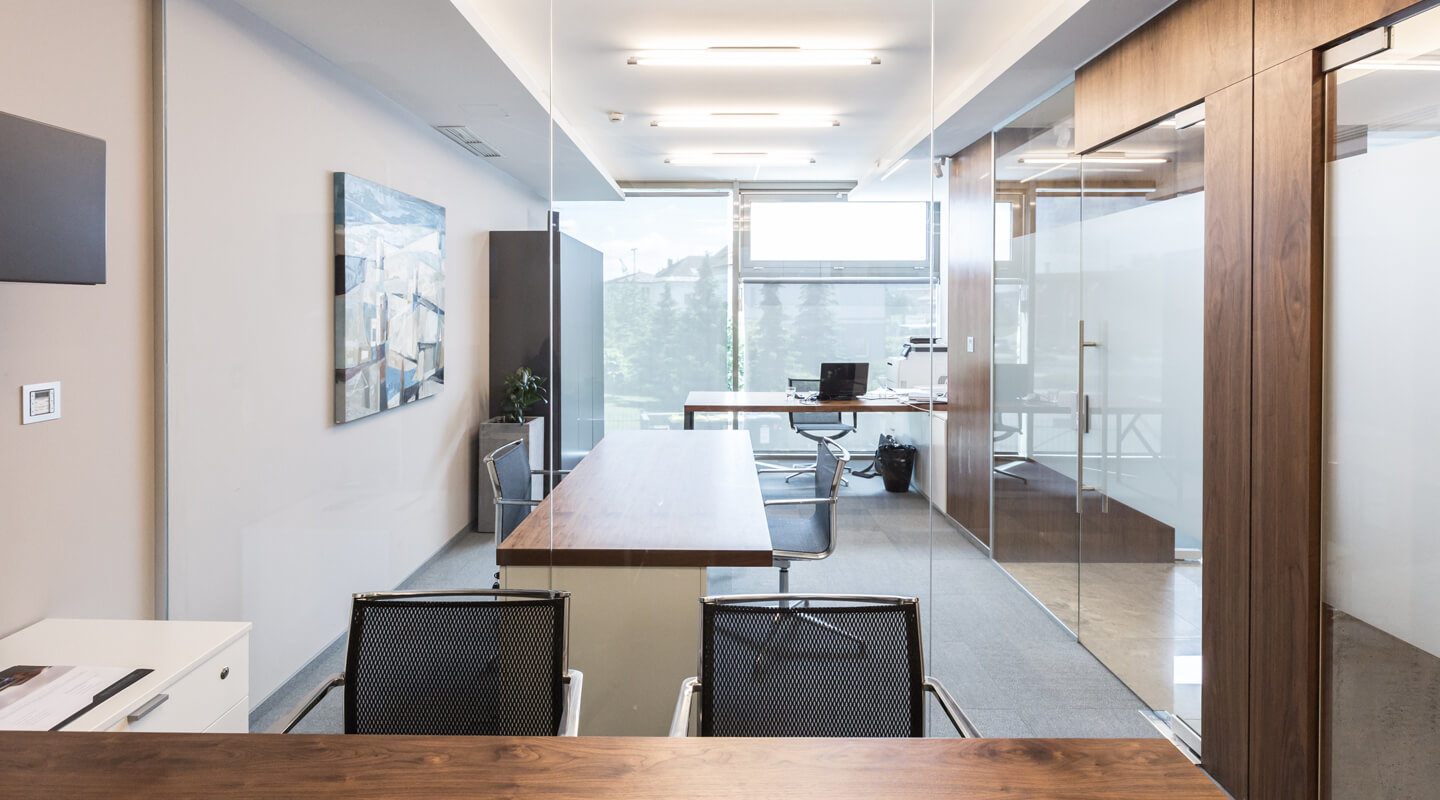 Why Rent a Fully Furnished Office Space?